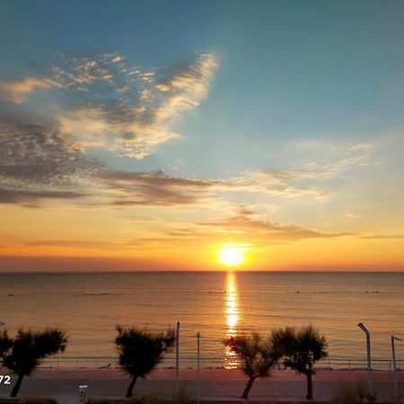 Hotel Metropol Pesaro Exterior photo